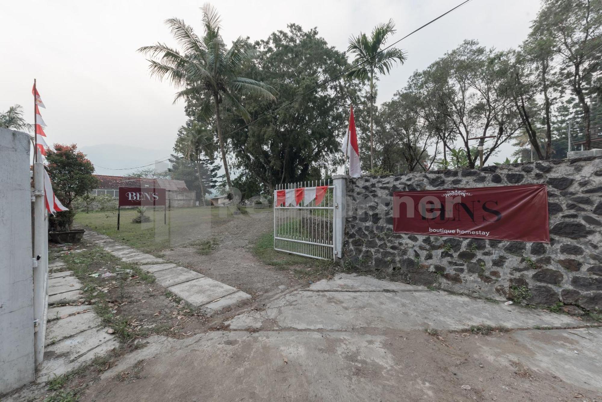 Bens Homestay Mitra Reddoorz Bogor Kültér fotó